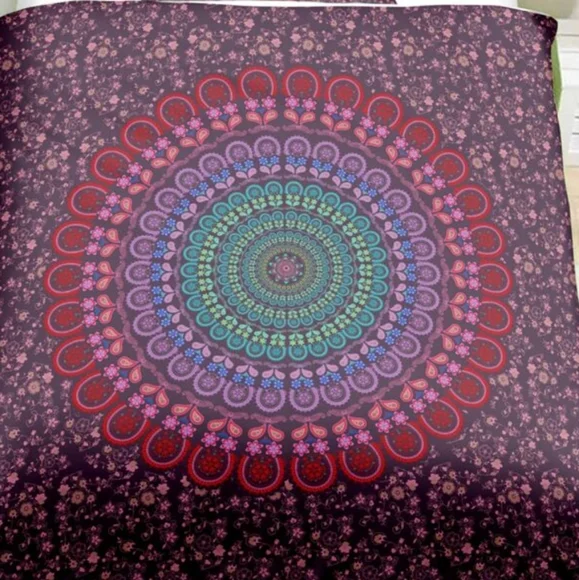 Mandala Queen Size Duvet Cover with Two Pillows - Picture 4 of 8